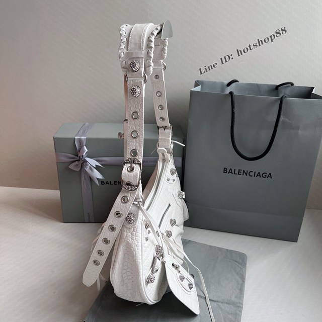 Balenciaga專櫃爆款肩背包 巴黎世家白色鱷魚紋鑽石五金blingbling Le Cagole月牙包 fyj1594